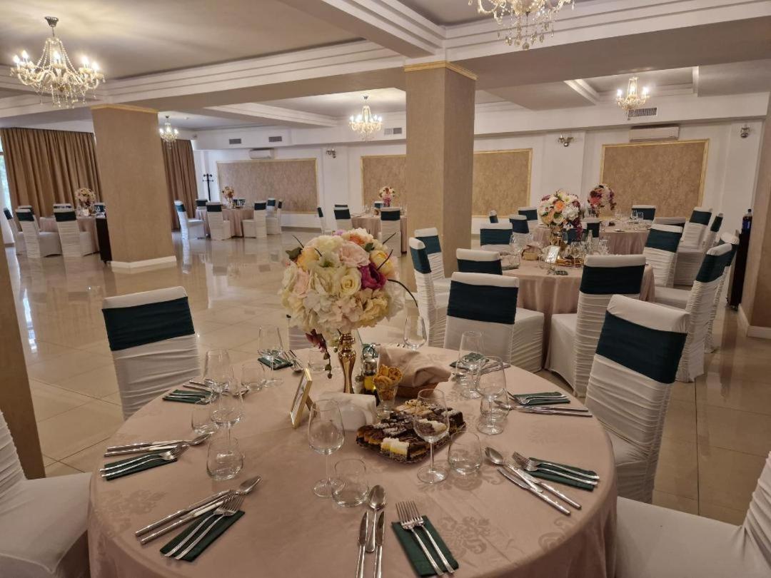 Hotel Rao Cluj-Napoca Eksteriør bilde