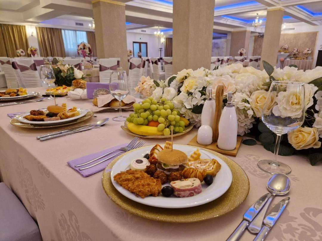 Hotel Rao Cluj-Napoca Eksteriør bilde